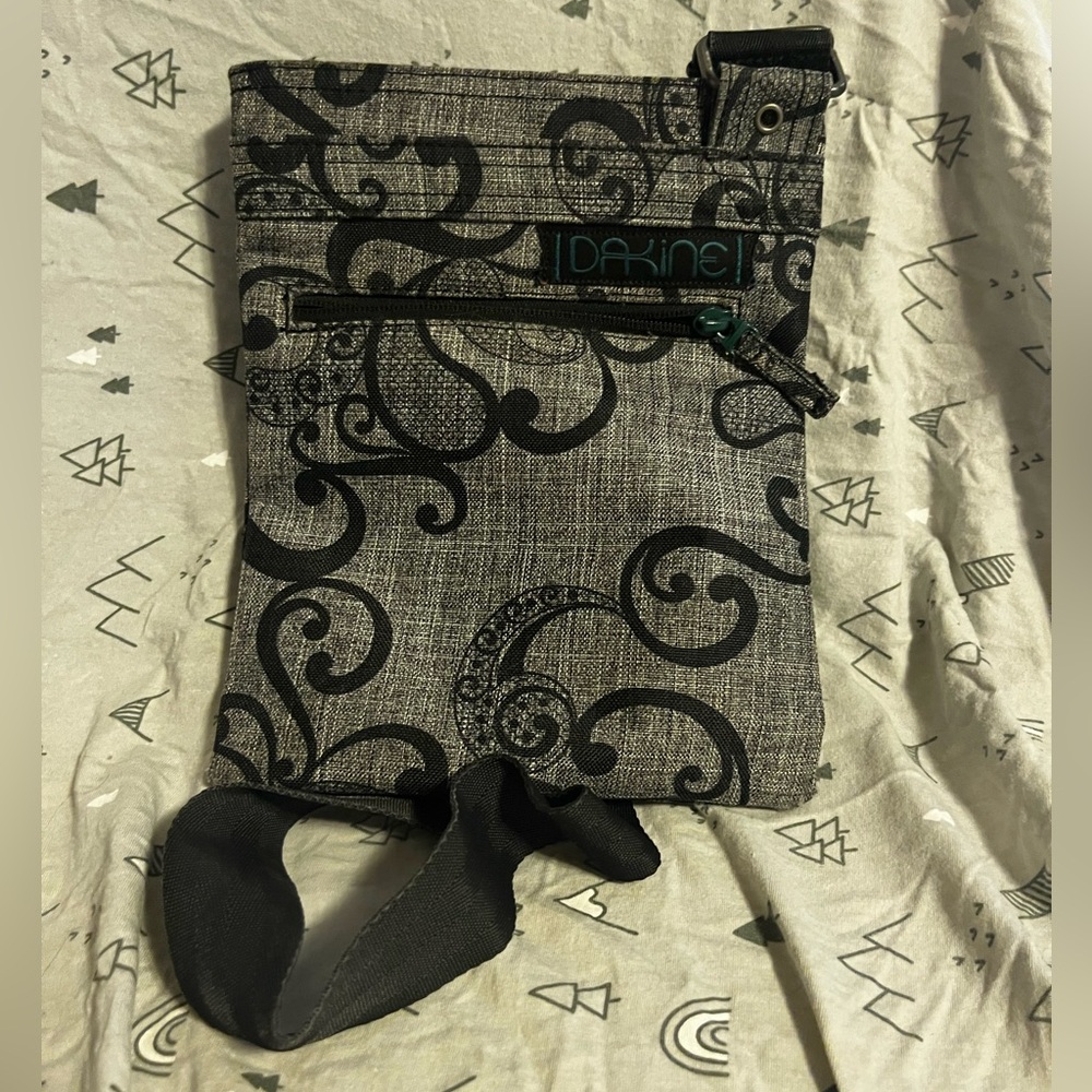 Dakine Crossbody